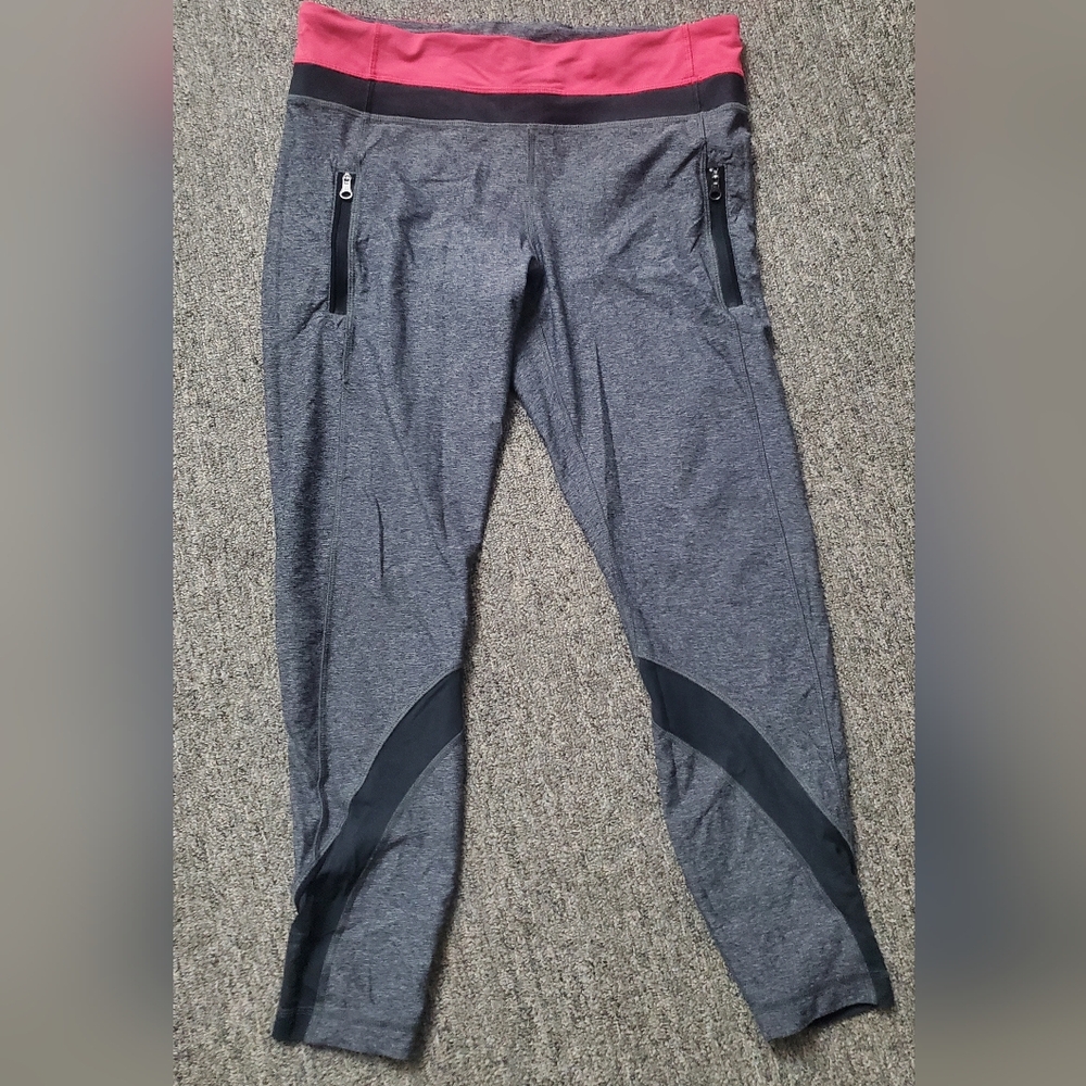 Lululemon capri leggings size 10